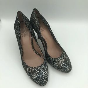 Vince Camuto Faliat suede shell detail pumps